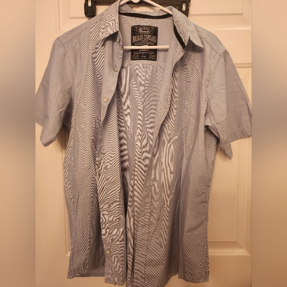 BROKEN THREADS SS SHIRT - Picture 1 of 4